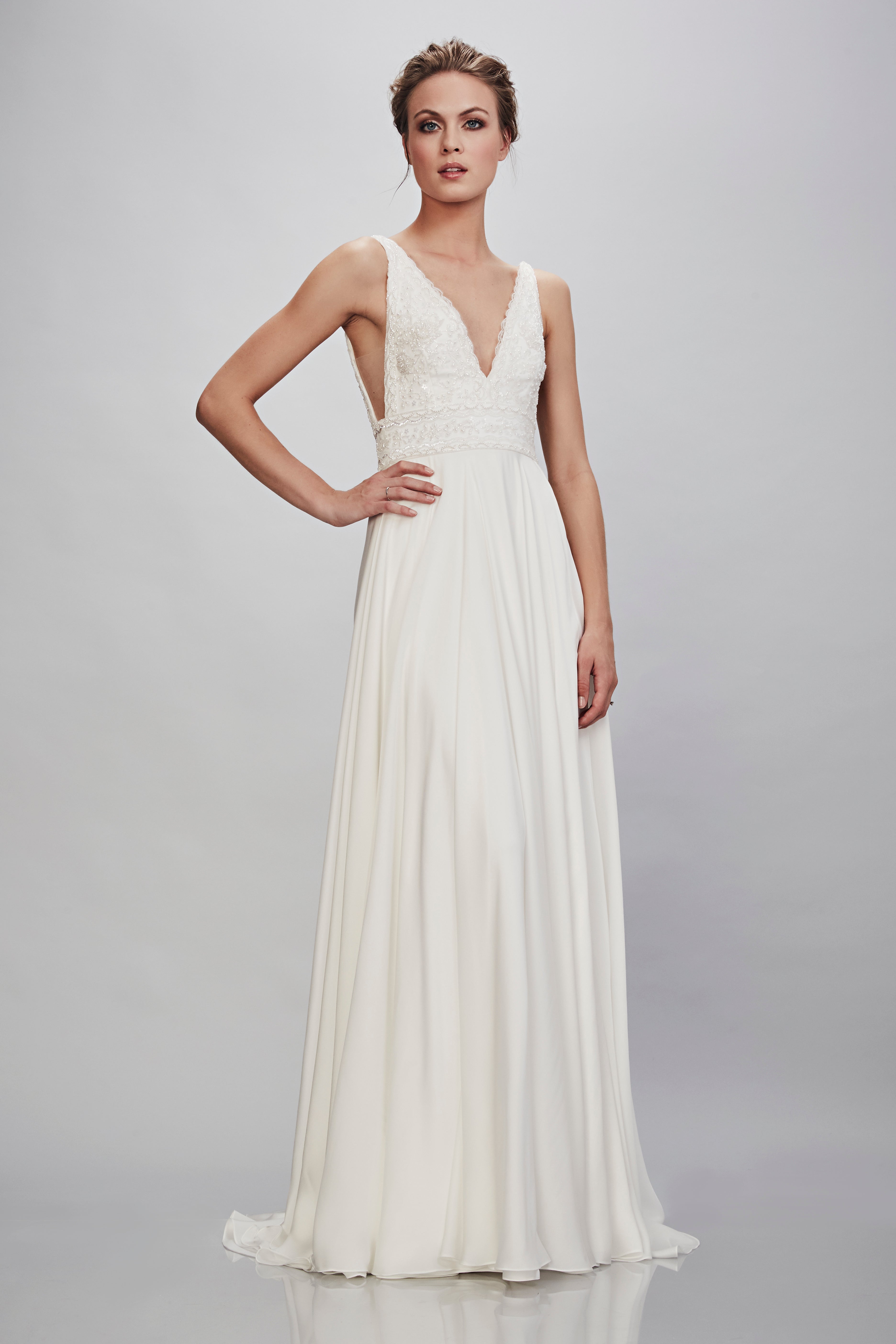 theia beaded wedding dress Theia Irina 890219 Wedding Gown Ivory Beaded Art Deco Size 6 10 NWT $2,250