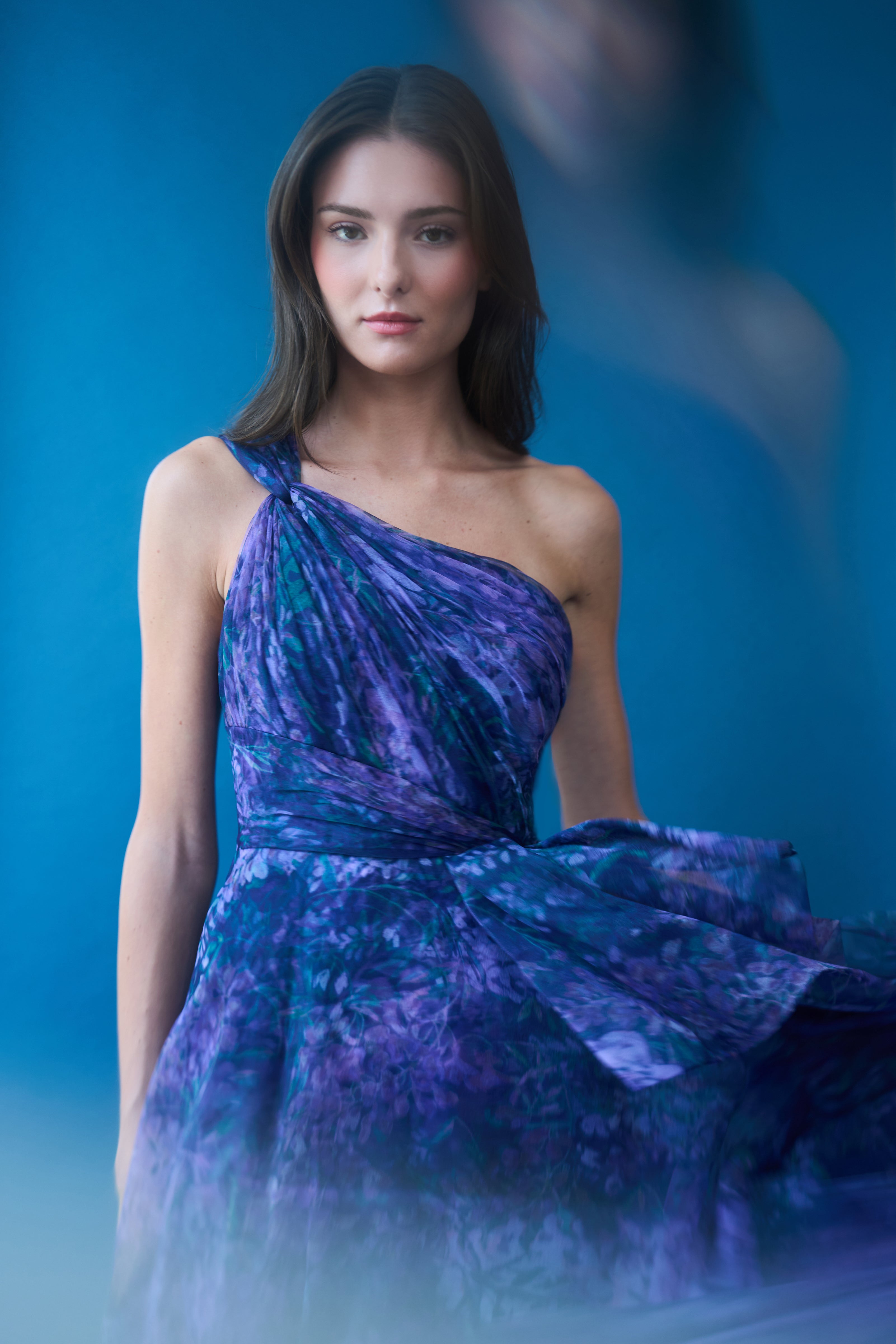 オフィーリア Orania One Shoulder Gown – THEIA