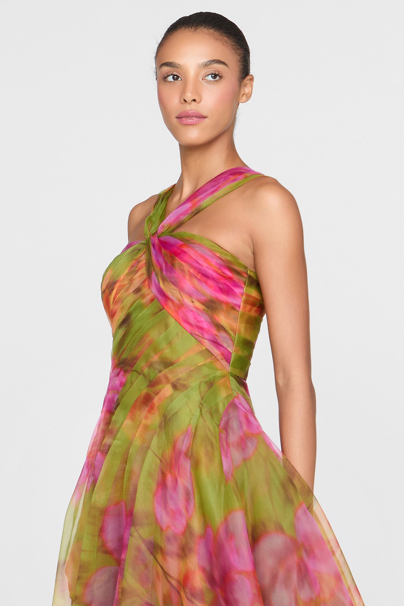 Rosalinda Twisted Halter Gown 0 / Camilia Pop
