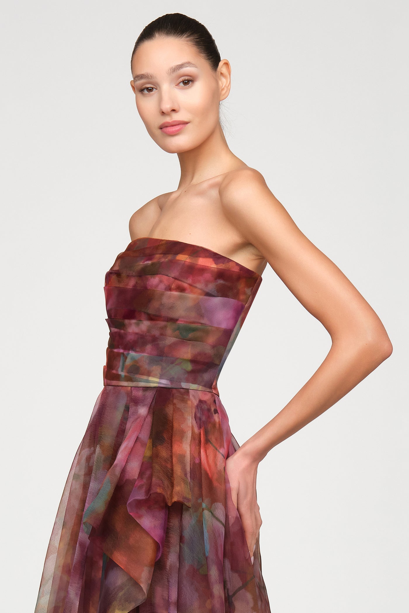 Fahreta Strapless Gown